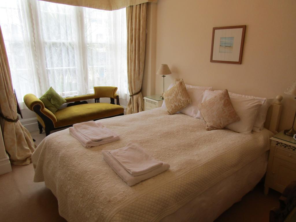 Hotel Harringtons At 14 à Llandudno Extérieur photo