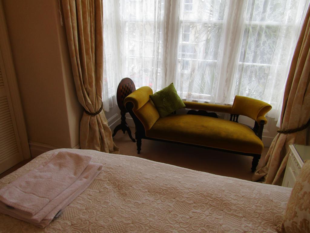 Hotel Harringtons At 14 à Llandudno Extérieur photo