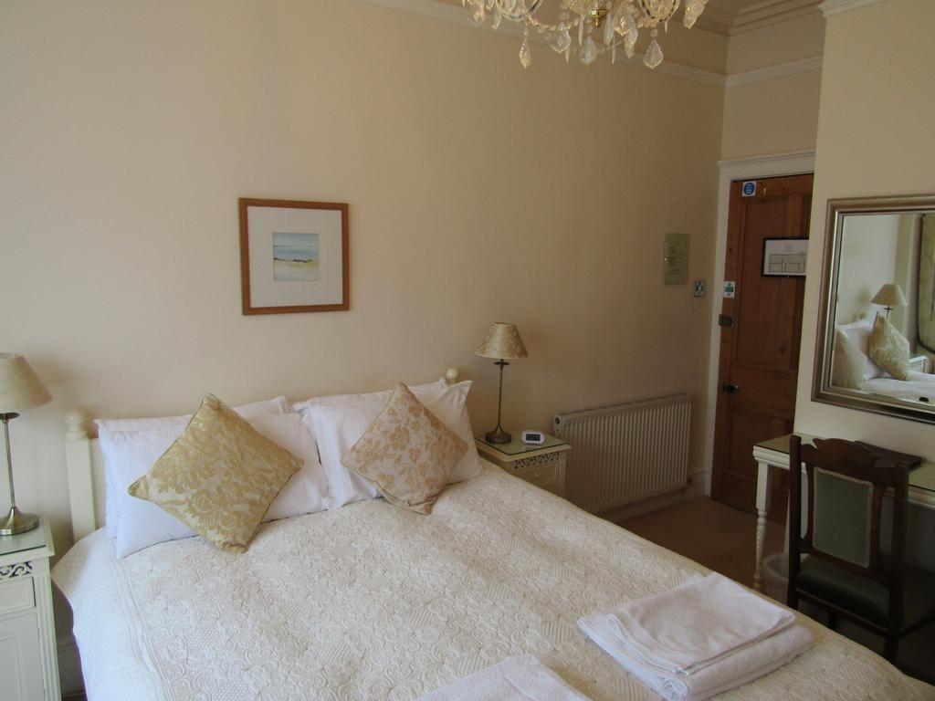 Hotel Harringtons At 14 à Llandudno Extérieur photo